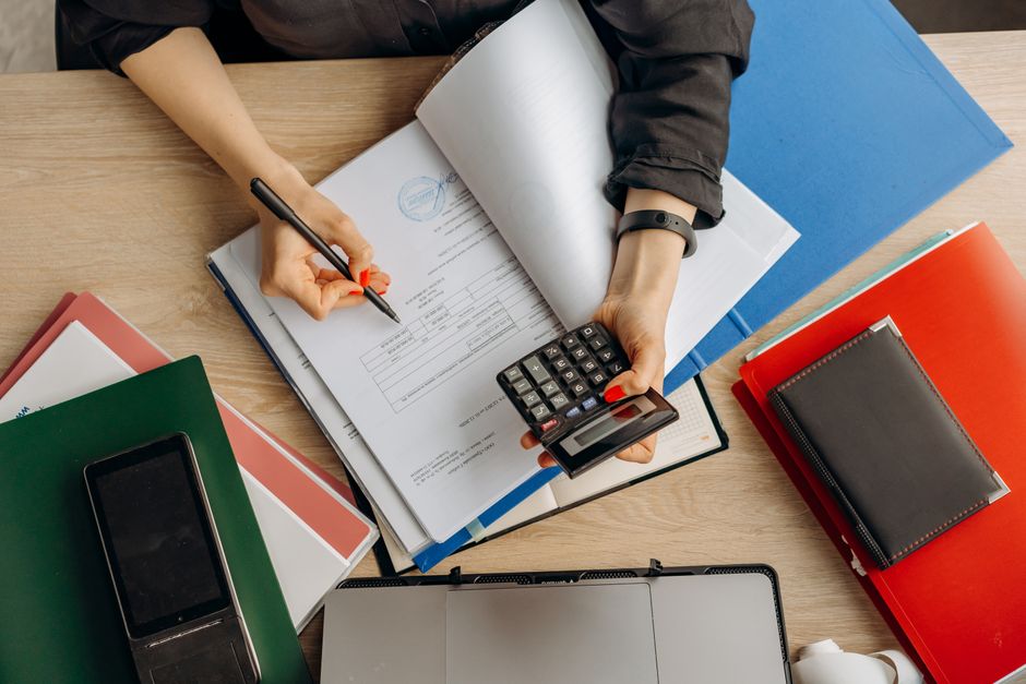 Closing Unused Accounts in March: A Safe Finance Reset