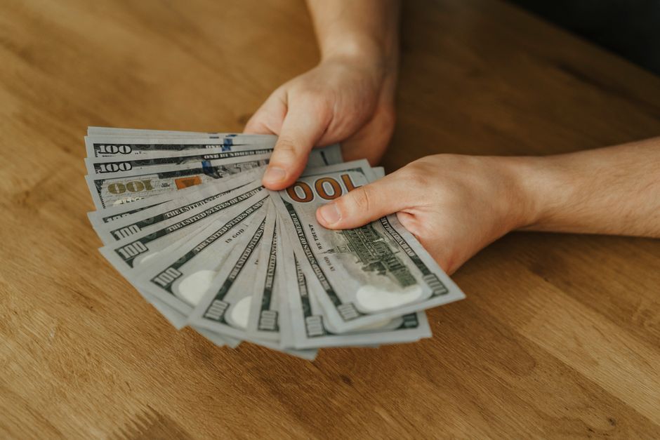 10 Best Side Hustles for Introverts to Earn From Home
