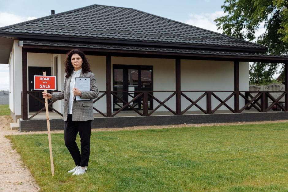 Buy Your First Rental Property With Little Money Down: How to Buy Your First Rental Property With 3% Down