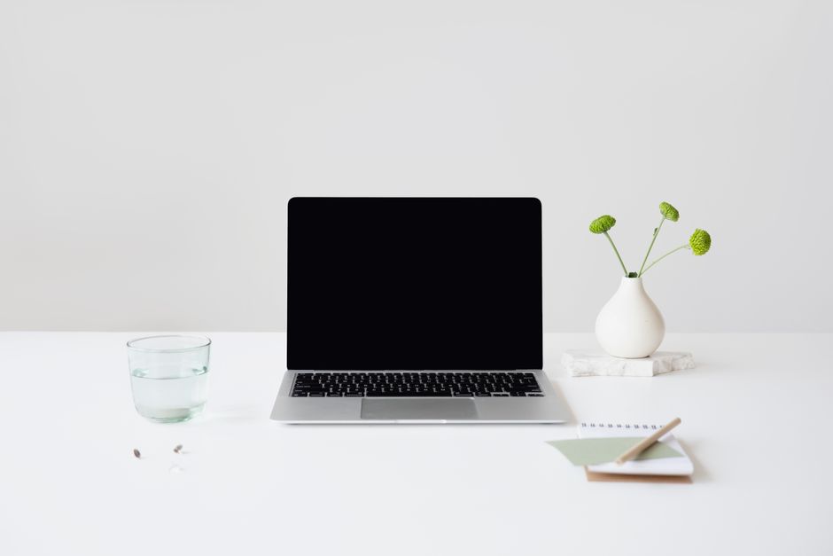 How To Start A Freelance Writing Business: Start a Profitable Freelance Writing Business From Scratch